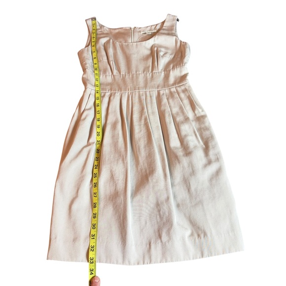 BANANA REPUBLIC SLEEVELESS TAN FIT & FLARE DRESS SIZE 0 WITH POCKETS - Picture 5 of 9